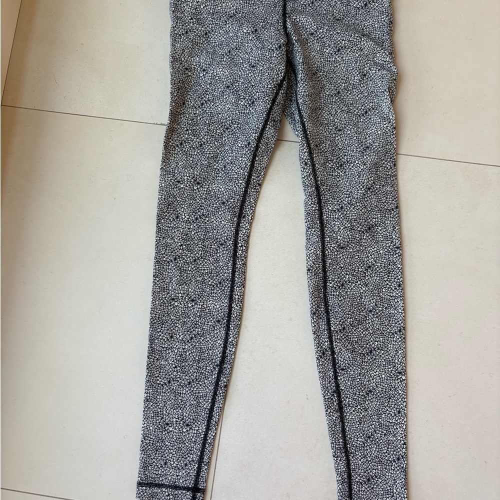Lululemon Athletica Black and White Patterned Leggings